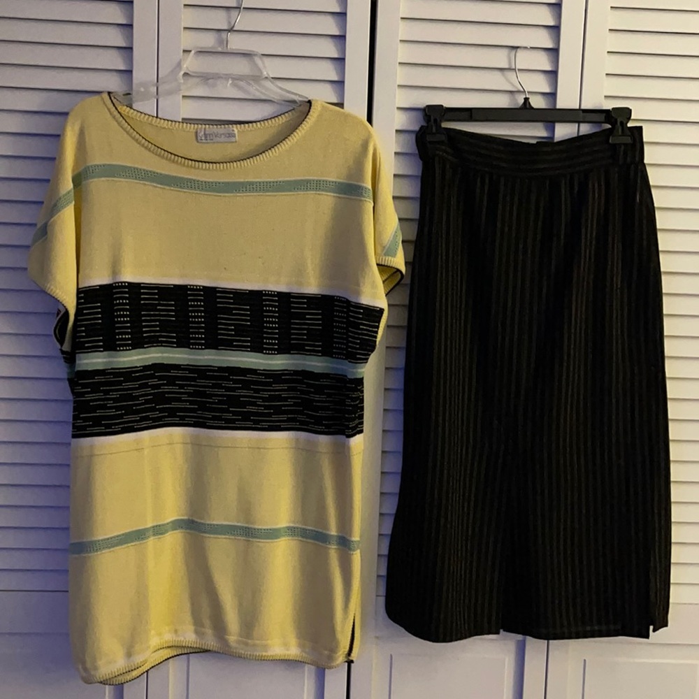 Vintage Gianni Versace Yellow/Black Wool Top/Skirt